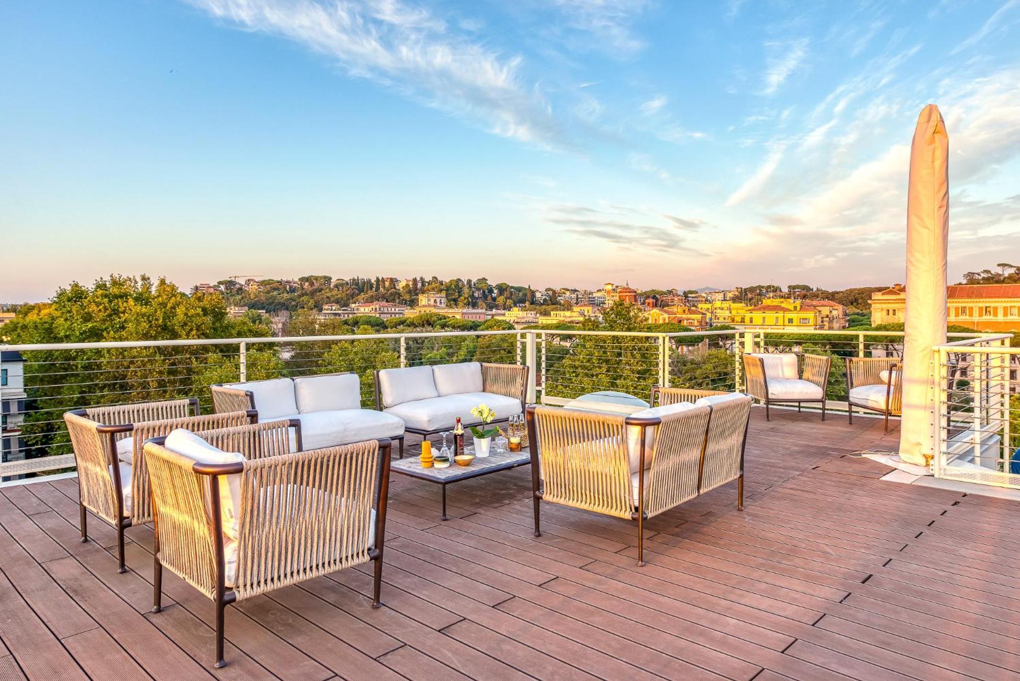 Skylife Tiber Luxury Penthouse Apartment *